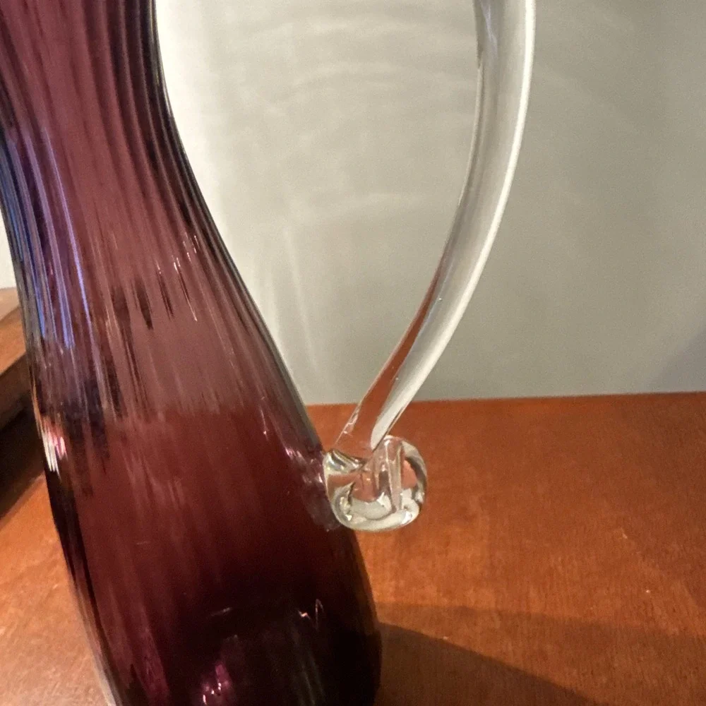 VTG Slender Cranberry Hand Blown Glass Pitcher With Clear Applied Handle 8‎ Inch